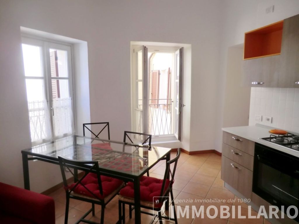 Bilocale vicinissimo al lungolago Gravedona ed Uniti 4