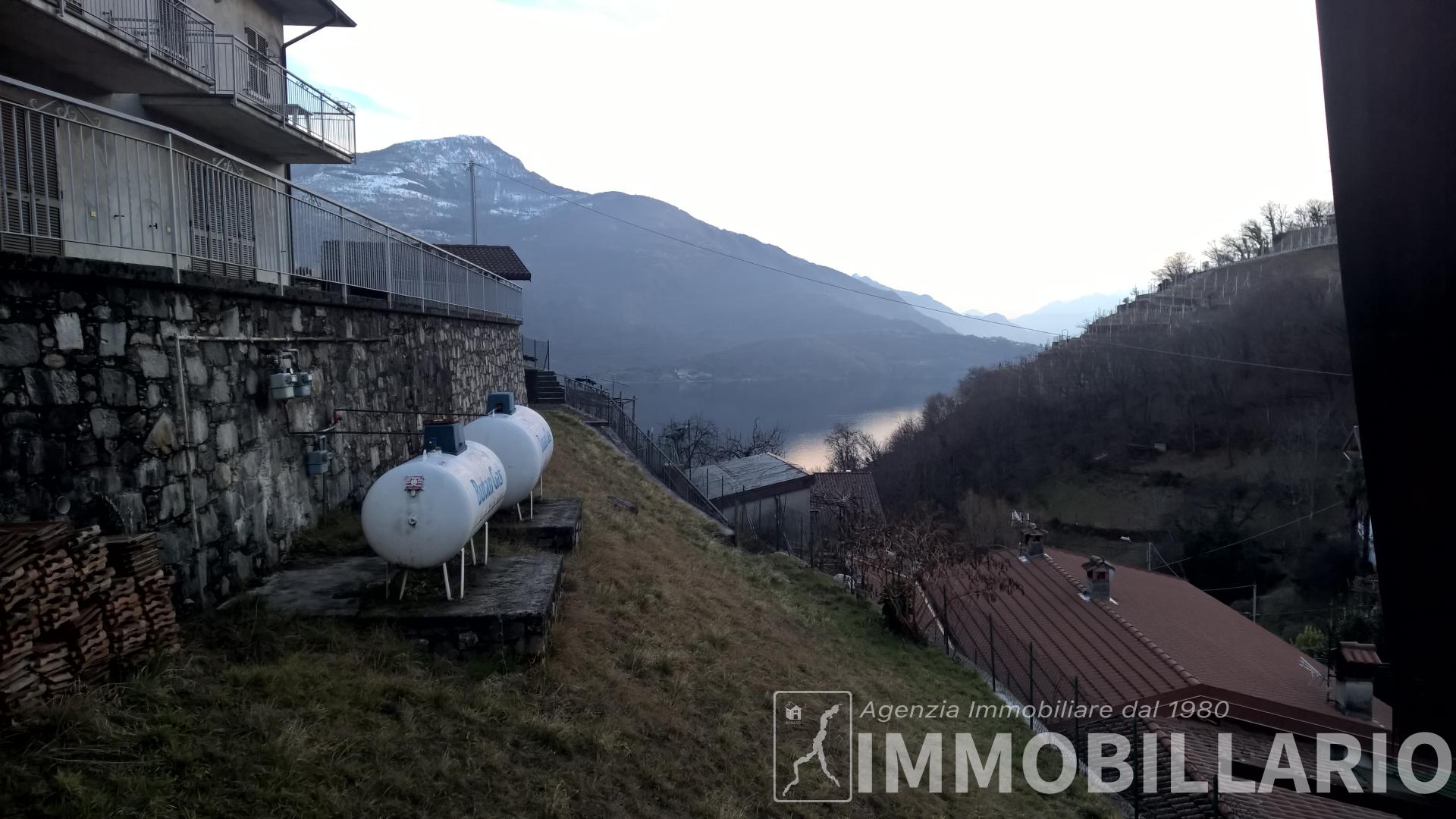 Porzione di casa in collina Domaso 3
