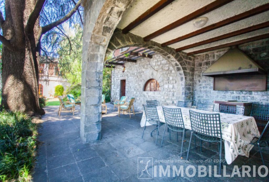 Villa novecentesca Bellano 8