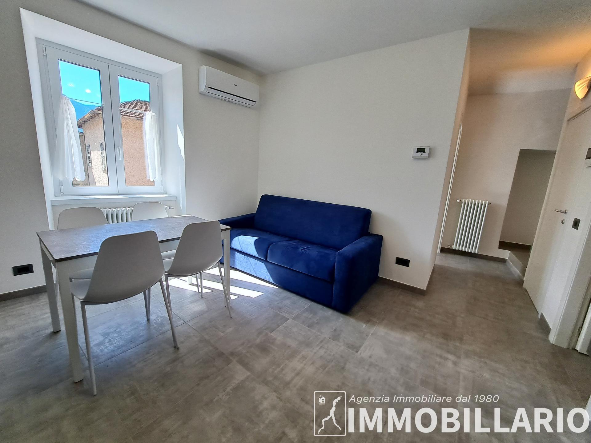 Bilocale ristrutturato in centro Sorico 2