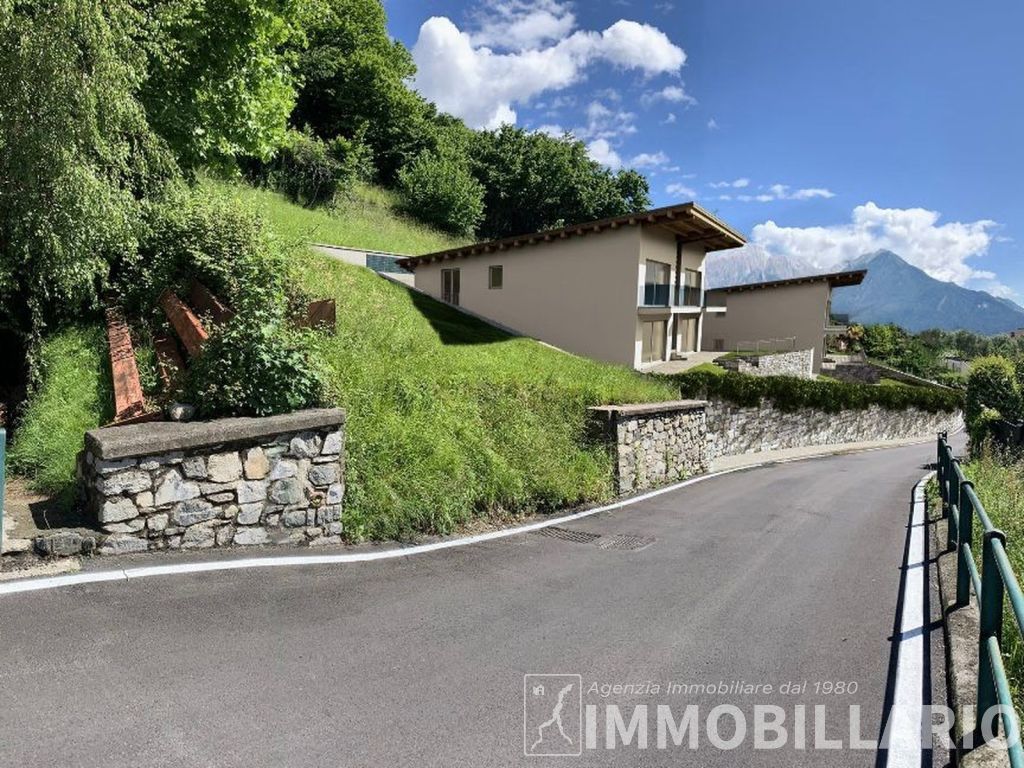 Posizione privilegiata, nuova, con piscina e vista lago Vercana 9