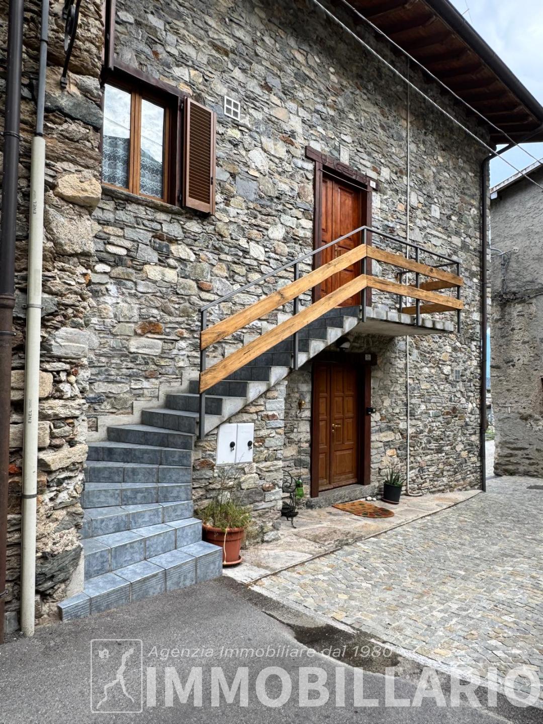 Pietra e legno Gravedona ed Uniti 4