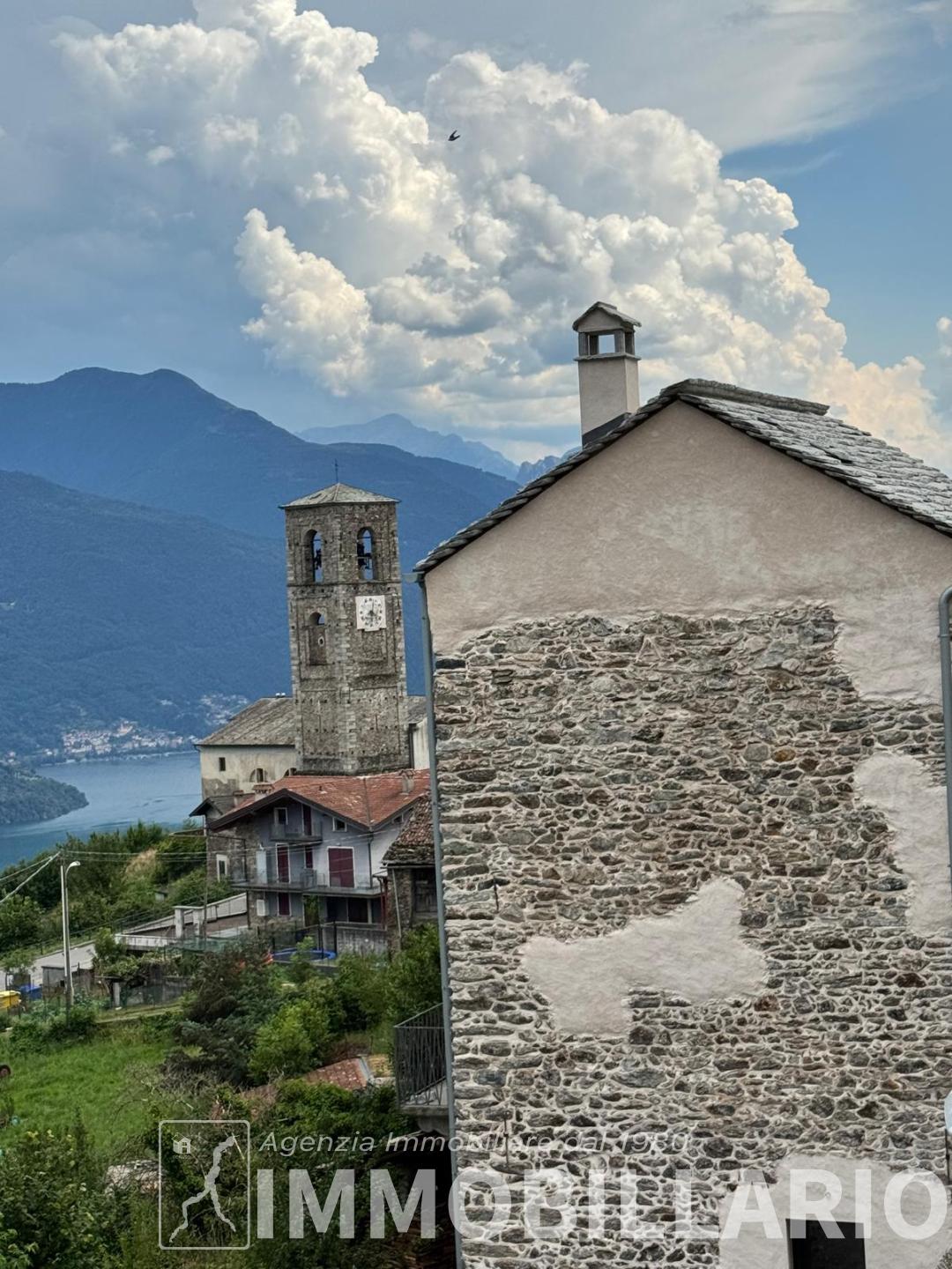 Pietra e legno Gravedona ed Uniti 12