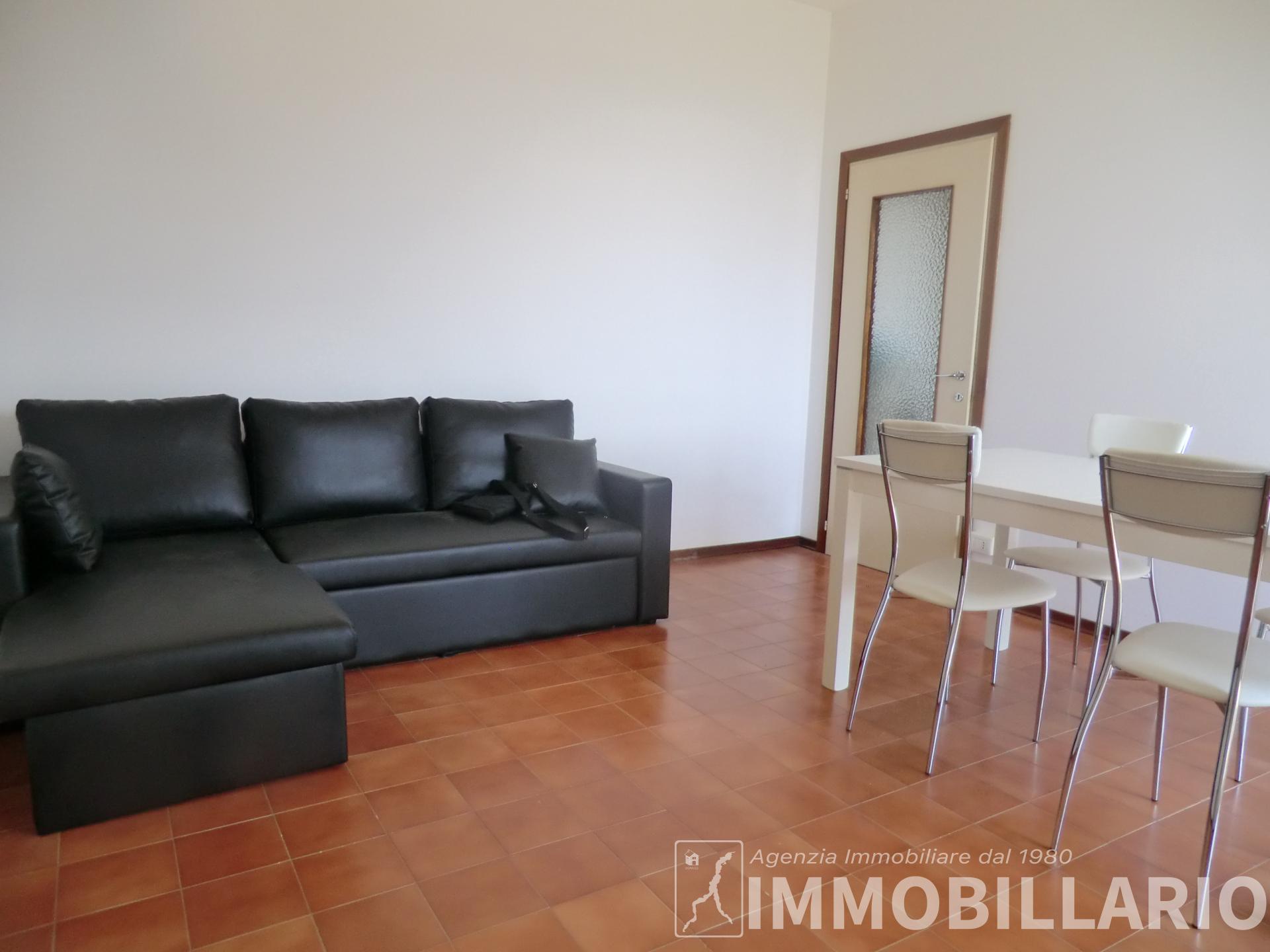 Trilocale con terrazzo vista lago e box Domaso 14