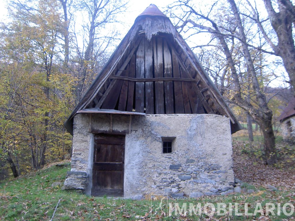 Rustico o Porzione di Casa a Gravedona ed Uniti