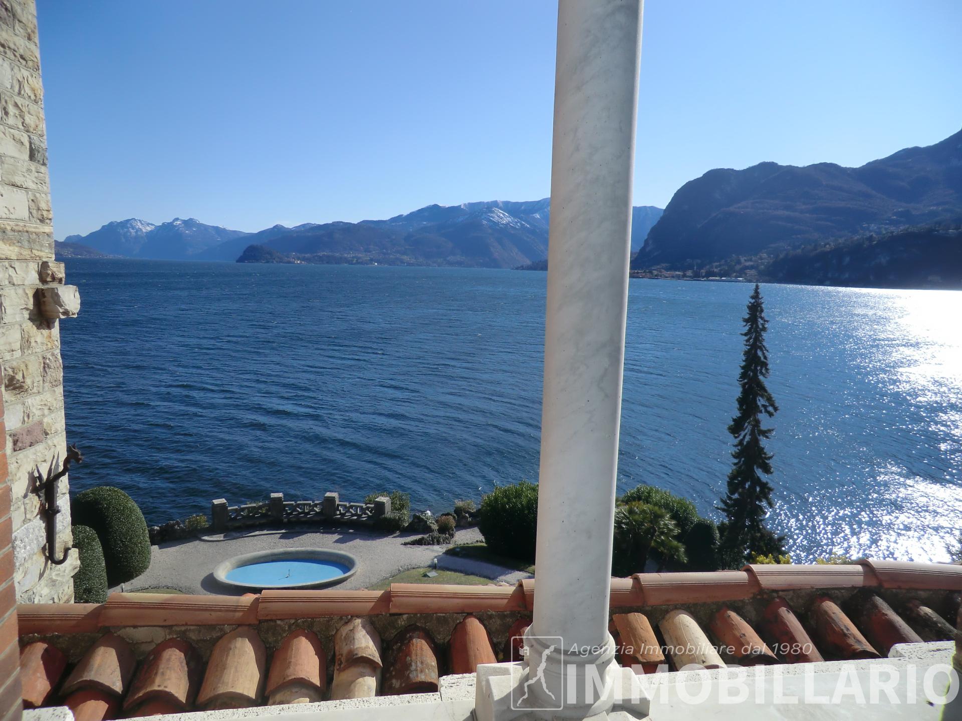 In villa di pregio appartamento direttamente sul lago San Siro 3