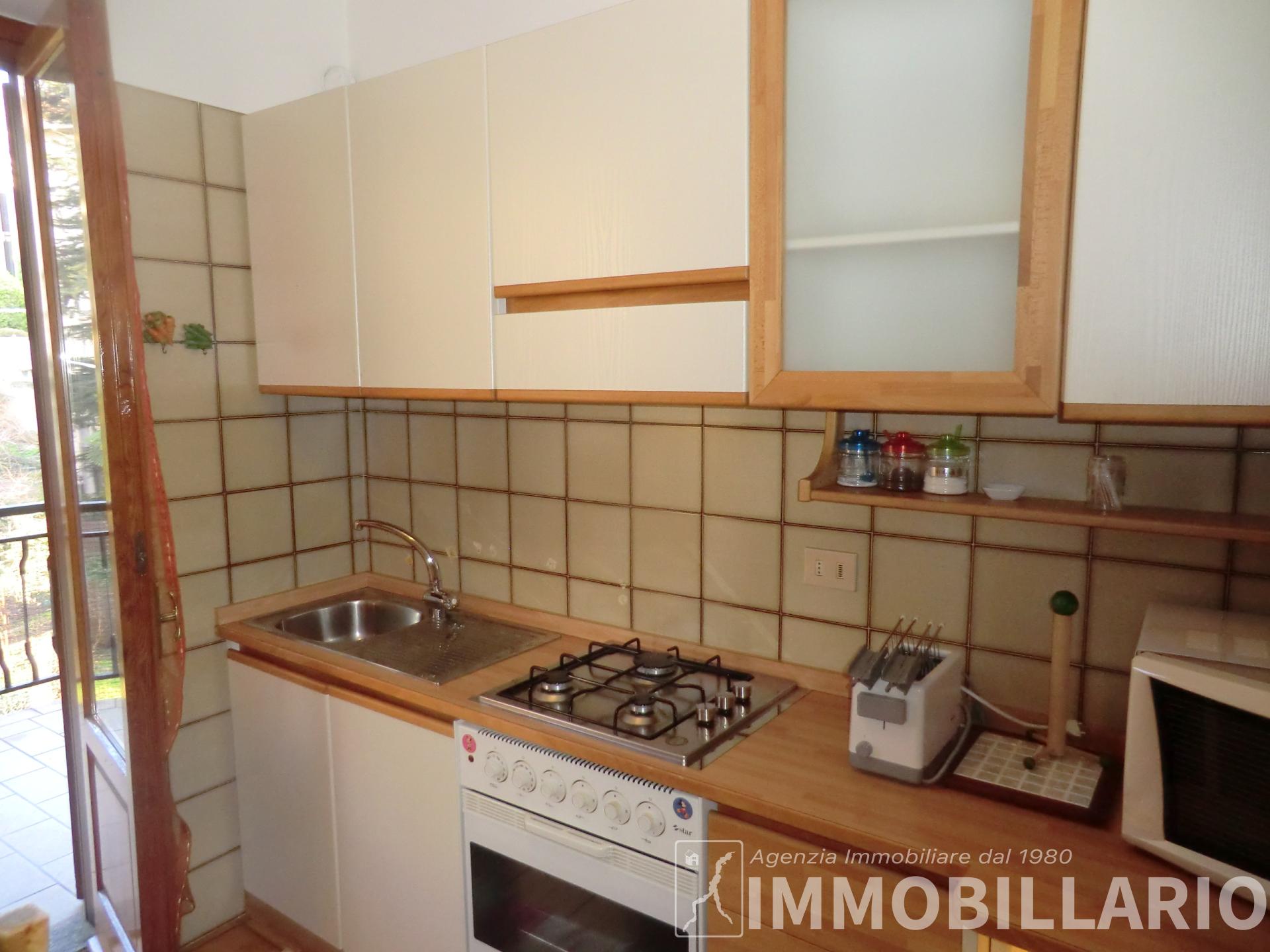 Bilocale con cantina in centro Gravedona ed Uniti 3