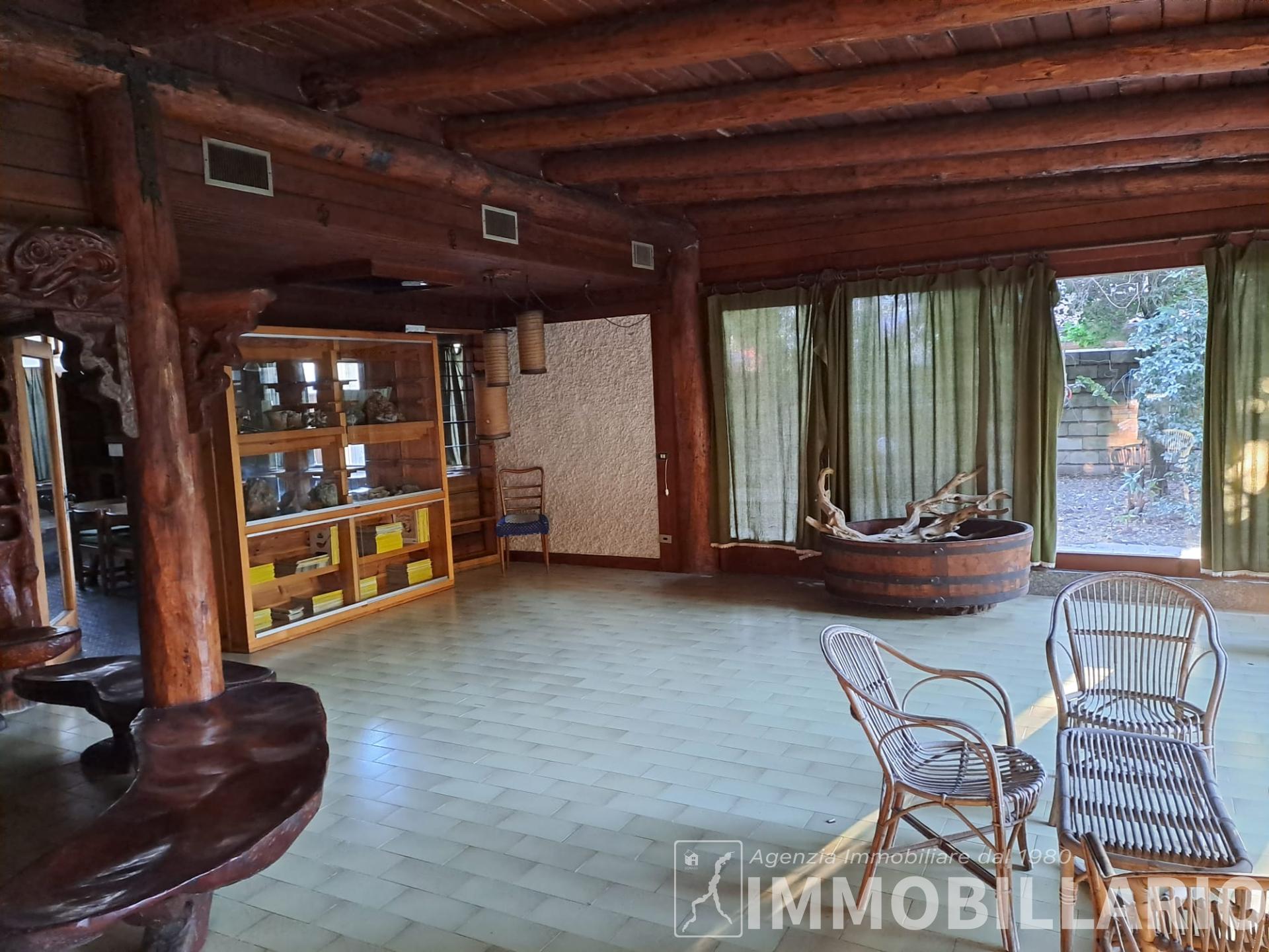 Villa sul lago Gera Lario 7