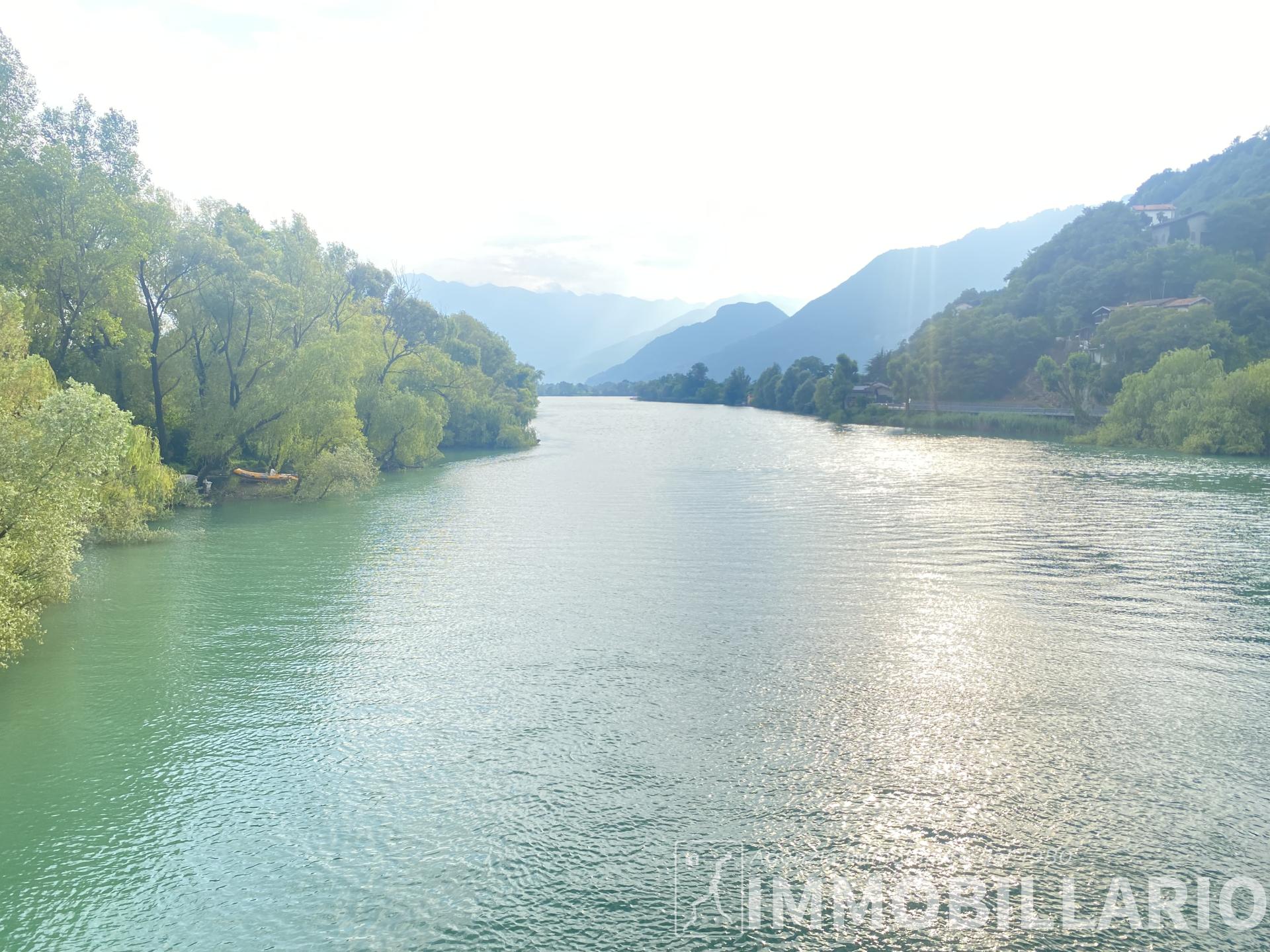 Villa sul lago Gera Lario 13