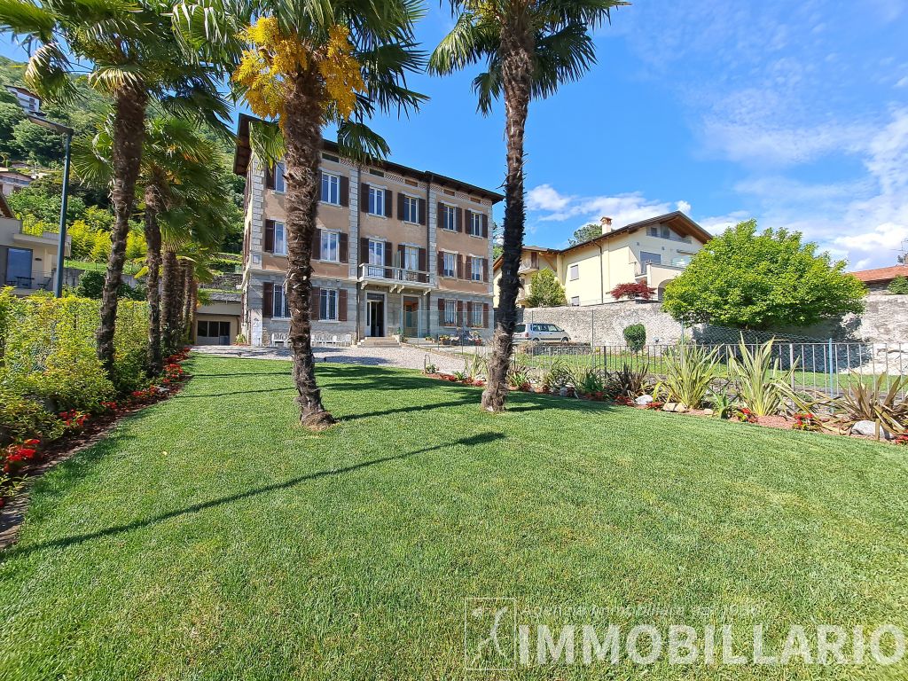 Villa o casa singola a Domaso