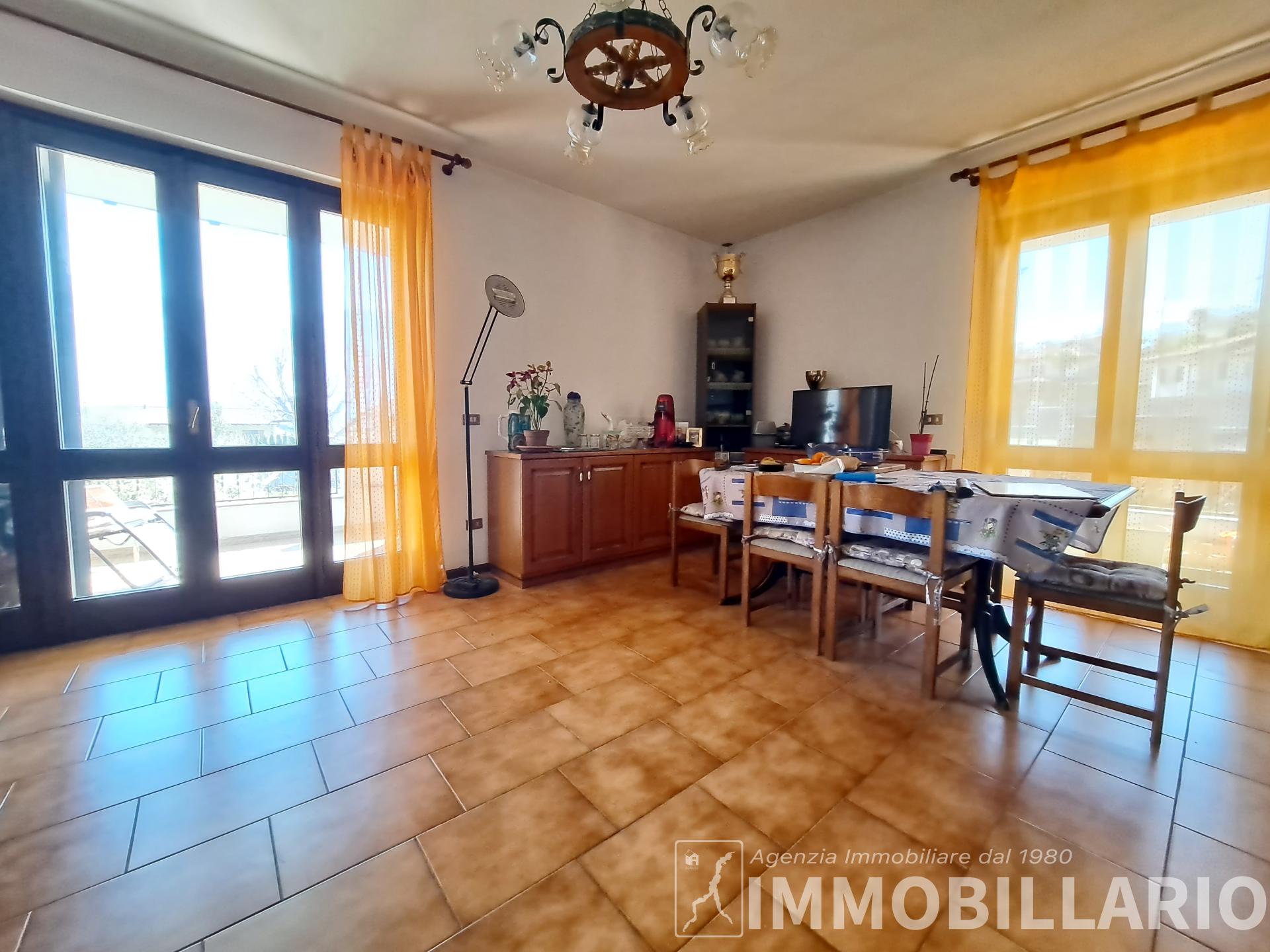 Promettente complesso immobiliare Domaso 24