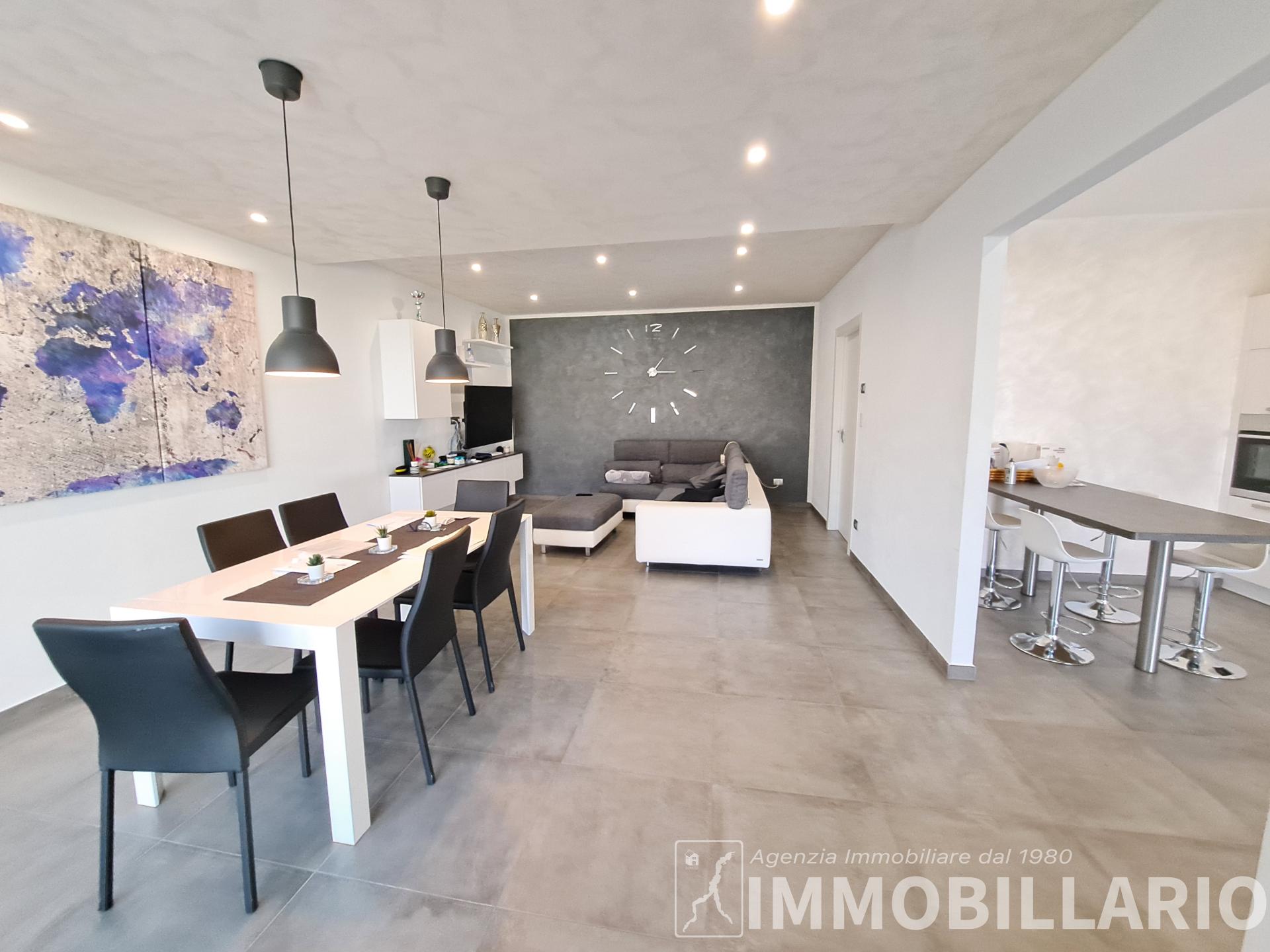 Promettente complesso immobiliare Domaso 30