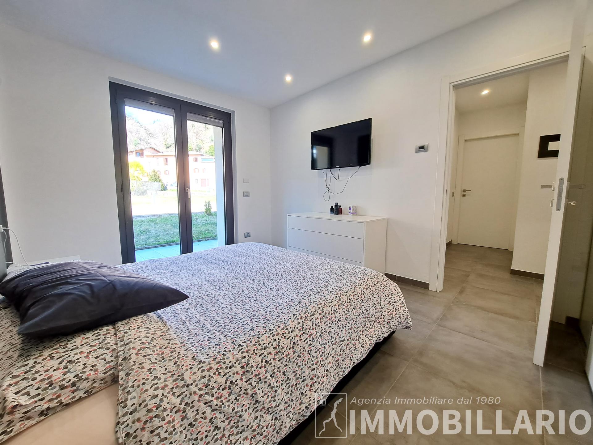 Promettente complesso immobiliare Domaso 33