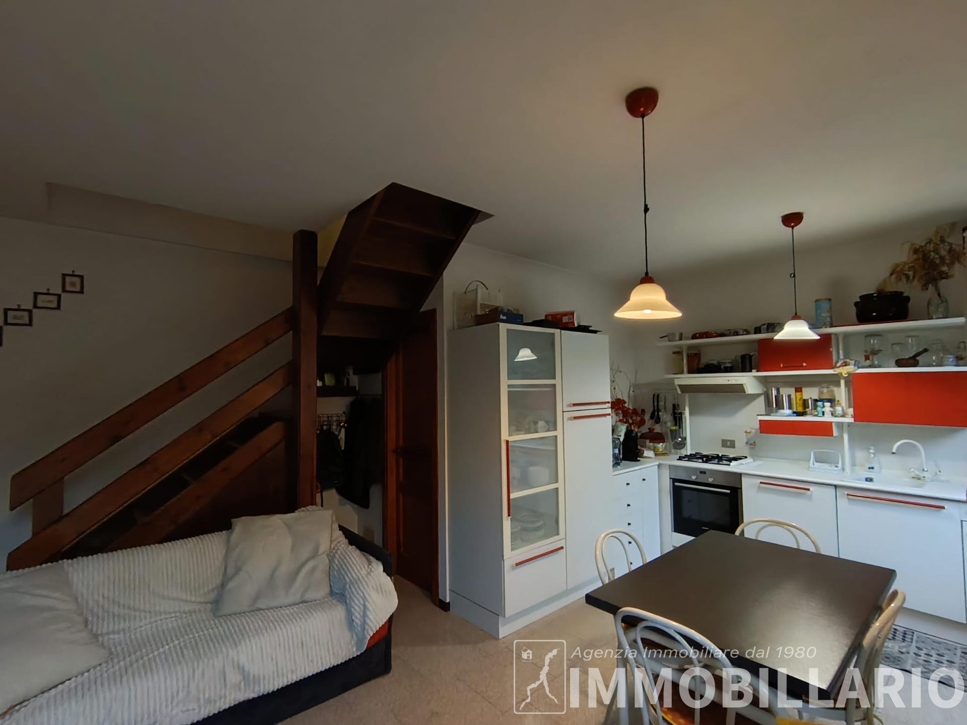 Trilocale in residence con piscina e parco Domaso 18