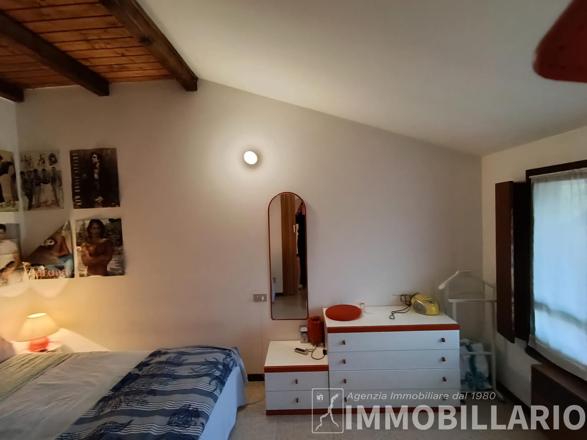 Trilocale in residence con piscina e parco Domaso 19