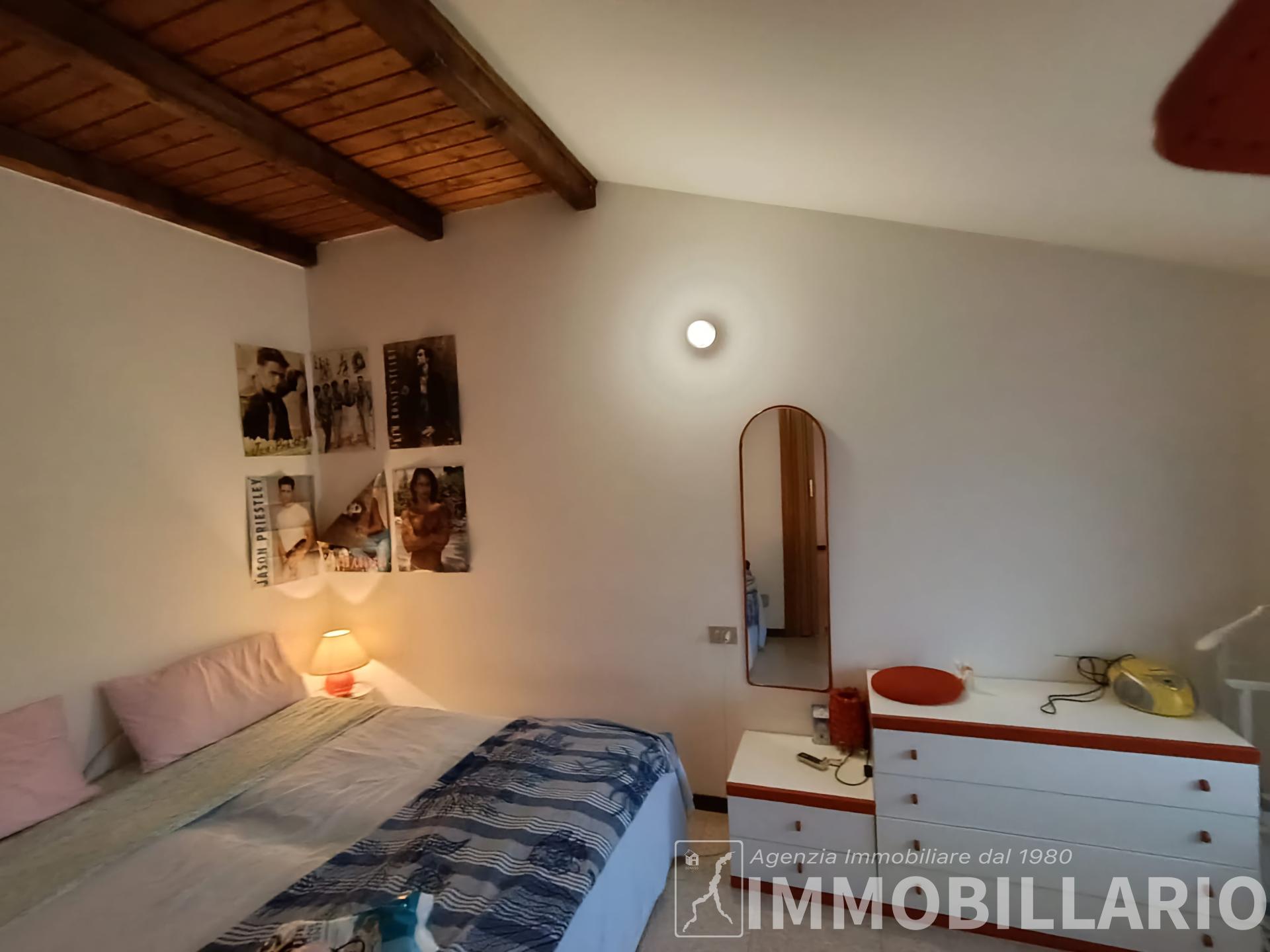Trilocale in residence con piscina e parco Domaso 20