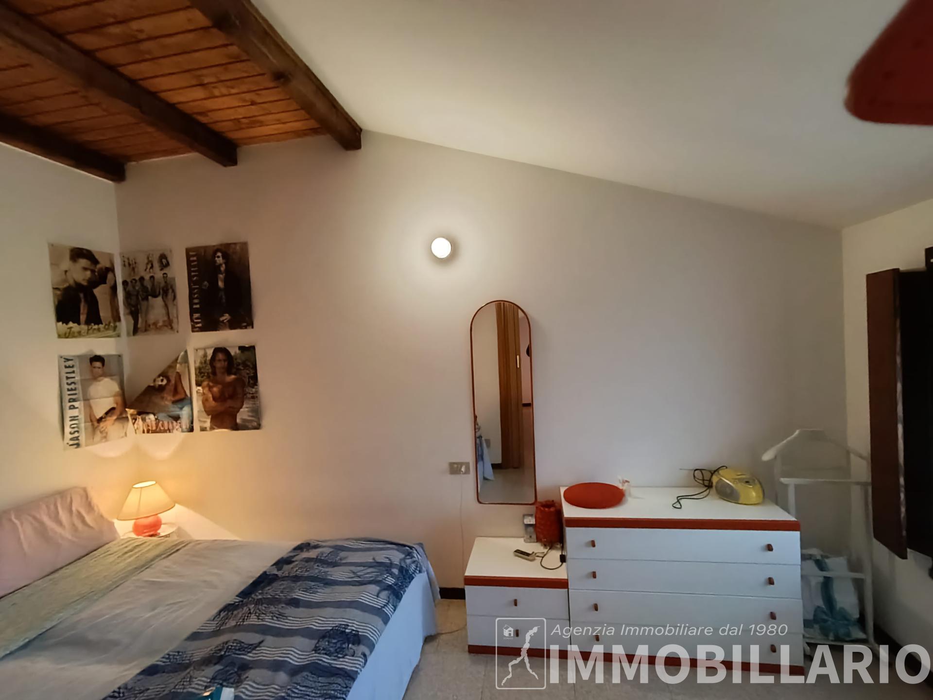 Trilocale in residence con piscina e parco Domaso 21