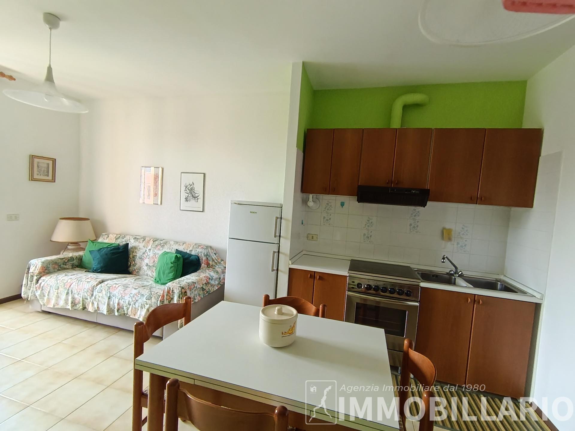 Bilocale con terrazzo a 100 m dal lago Gravedona ed Uniti 5